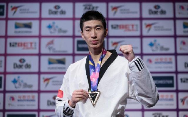 8868体育官网下载-双旗手定了!趁热盘点下历届奥运会中国代表团旗手